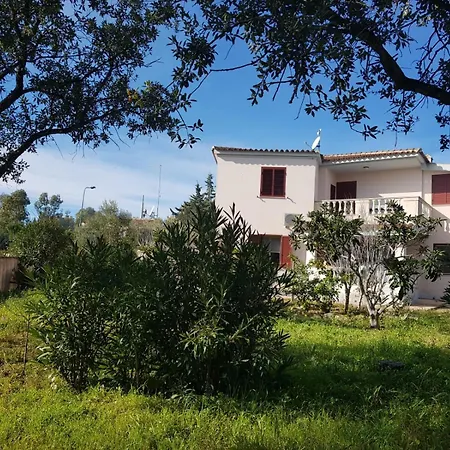 Apartament House Mia *